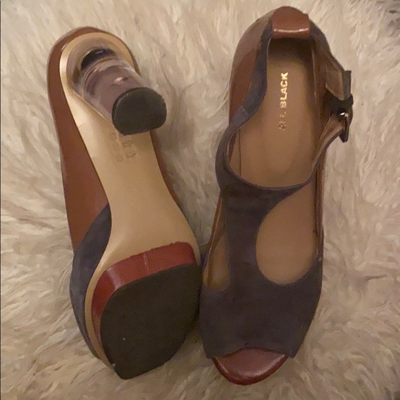 All Blacks suede patent lucite platform! 🤩 - Picture 2 of 3